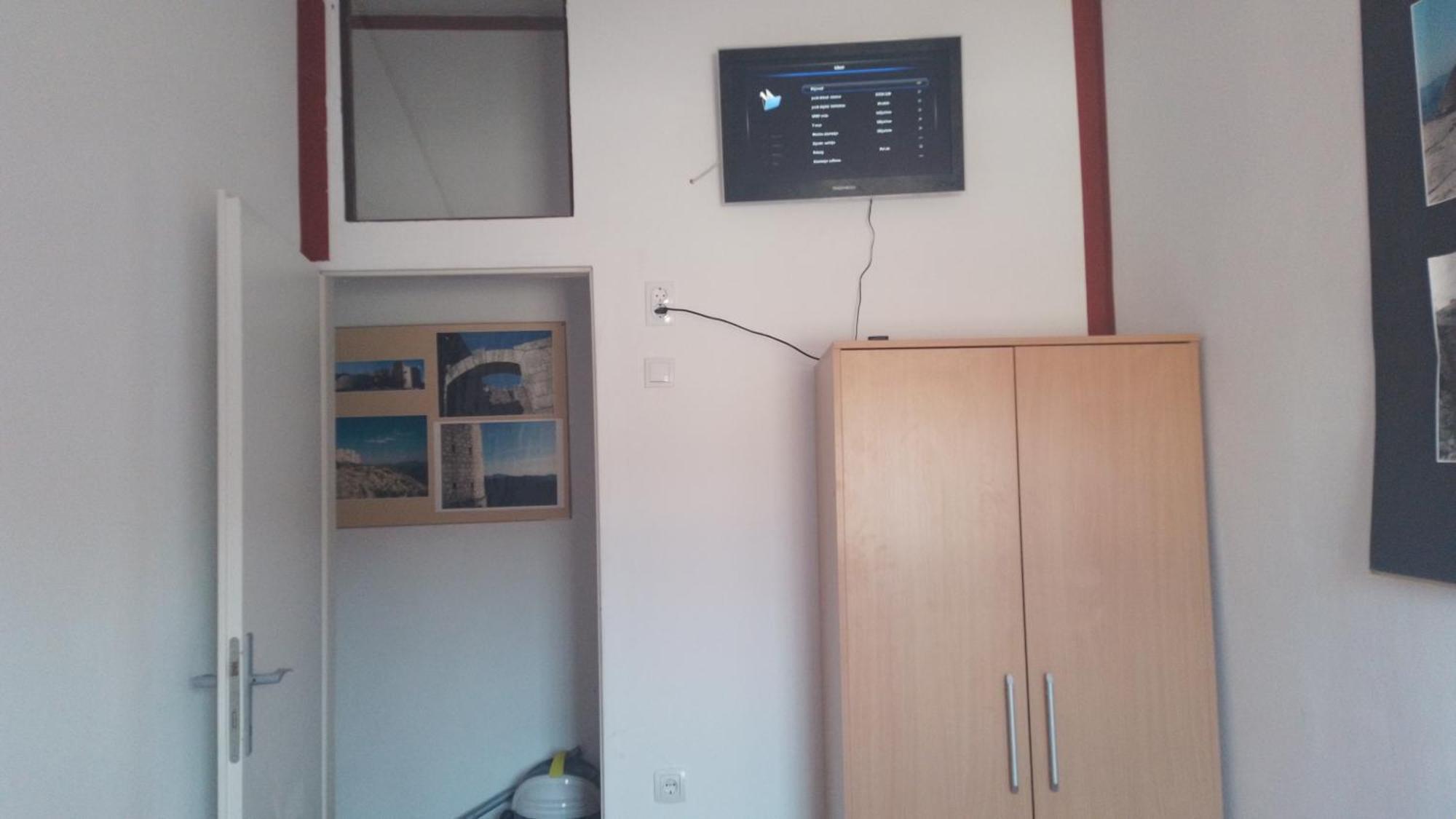 Red Apartman تريبينيي المظهر الخارجي الصورة