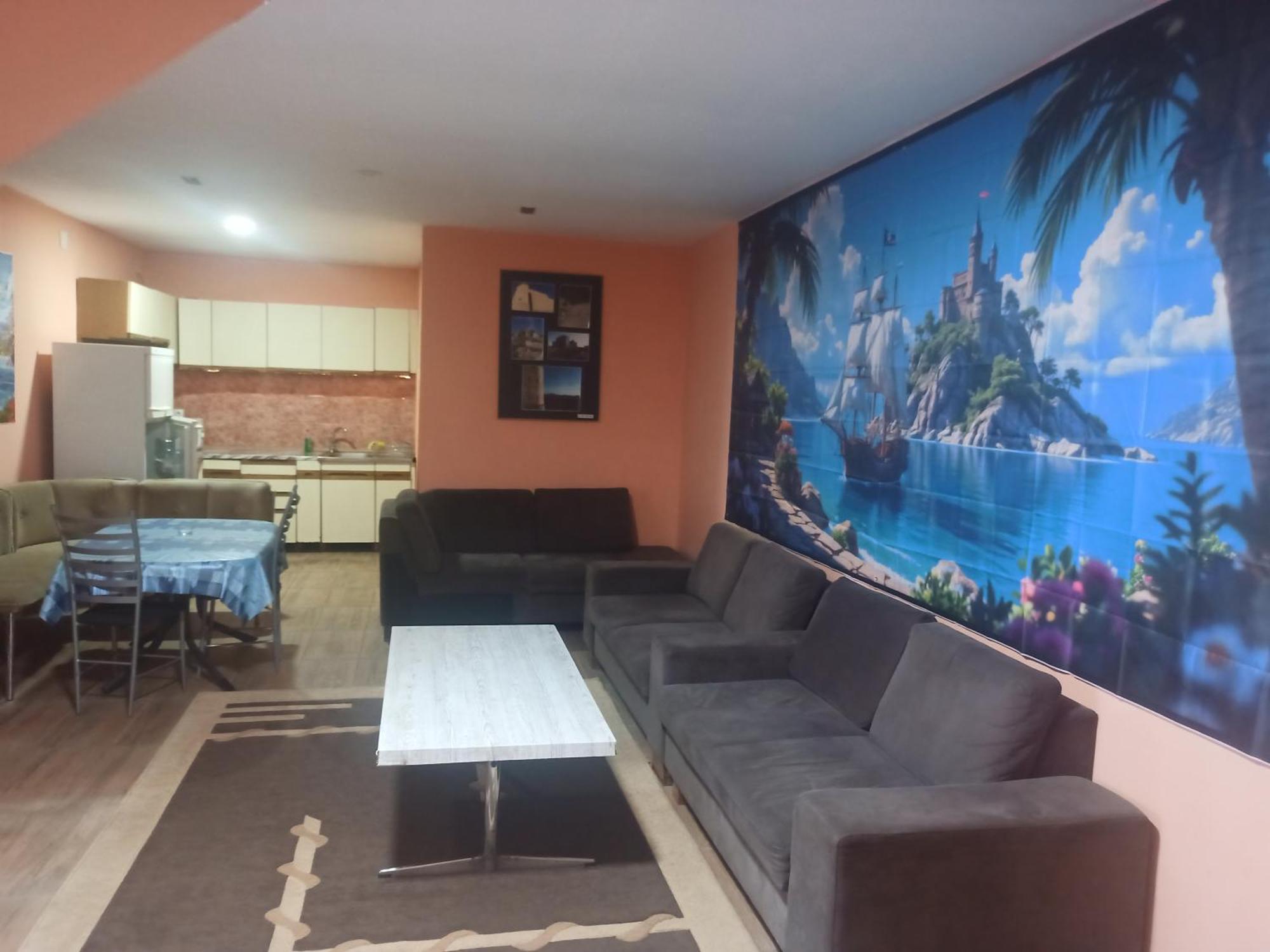 Red Apartman تريبينيي المظهر الخارجي الصورة